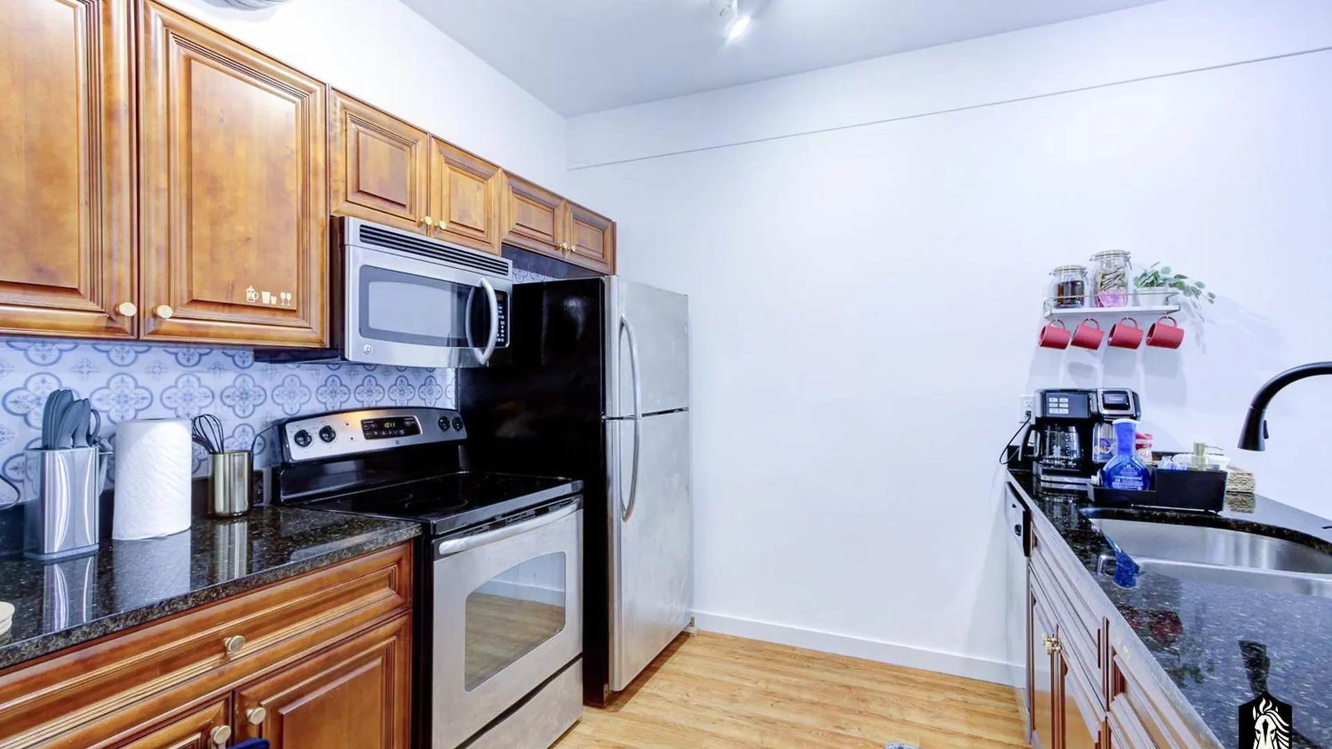 The Stallion #304 - Walk To Museums In Memphis Downtown, Luxe Loft With Free Gated Covered Parking Apartamento